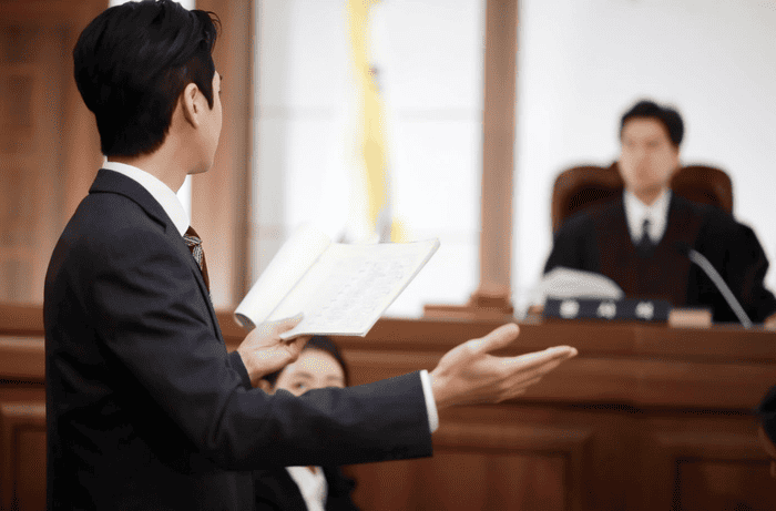 변호사 선임 비용 구조를 설명하는 이미지